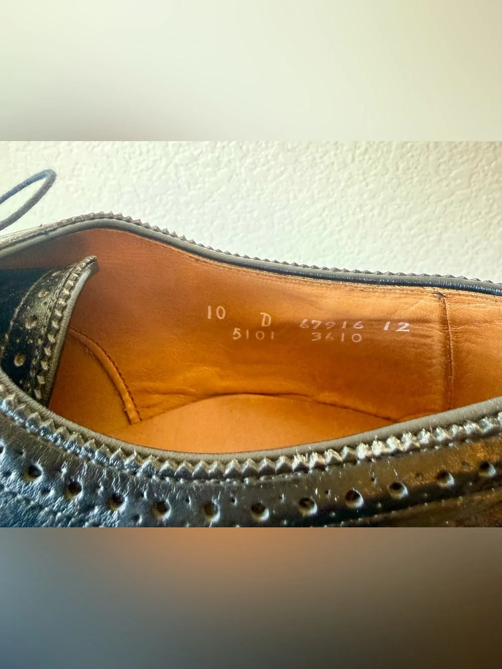 Allen Edmonds Black Leather Cap-Toe Brogues Black Size 10D